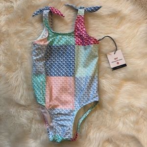 Vineyard Vines Swim - 3t Vineyard Vines x target bathing suit. Vineyard Vines Swim - 3t Vineyard Vines x target bathing suit.